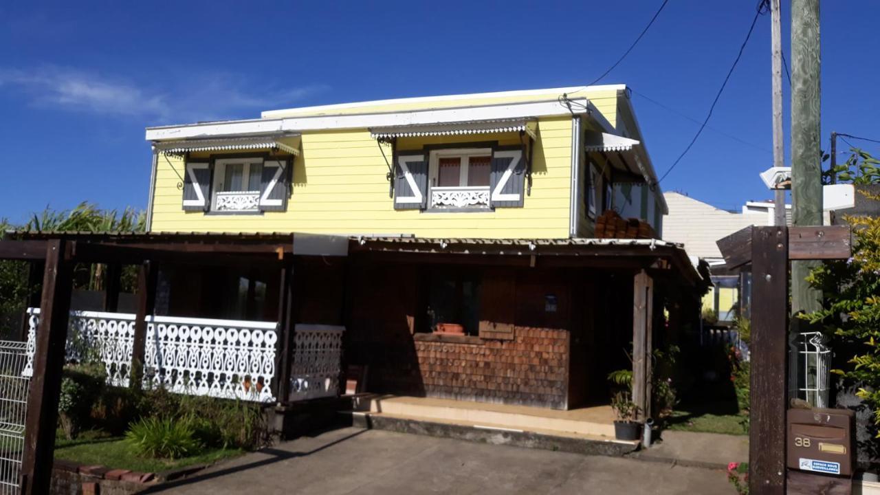 Maison Aux Portes Du Sud Sauvage Saint-Joseph Exterior photo